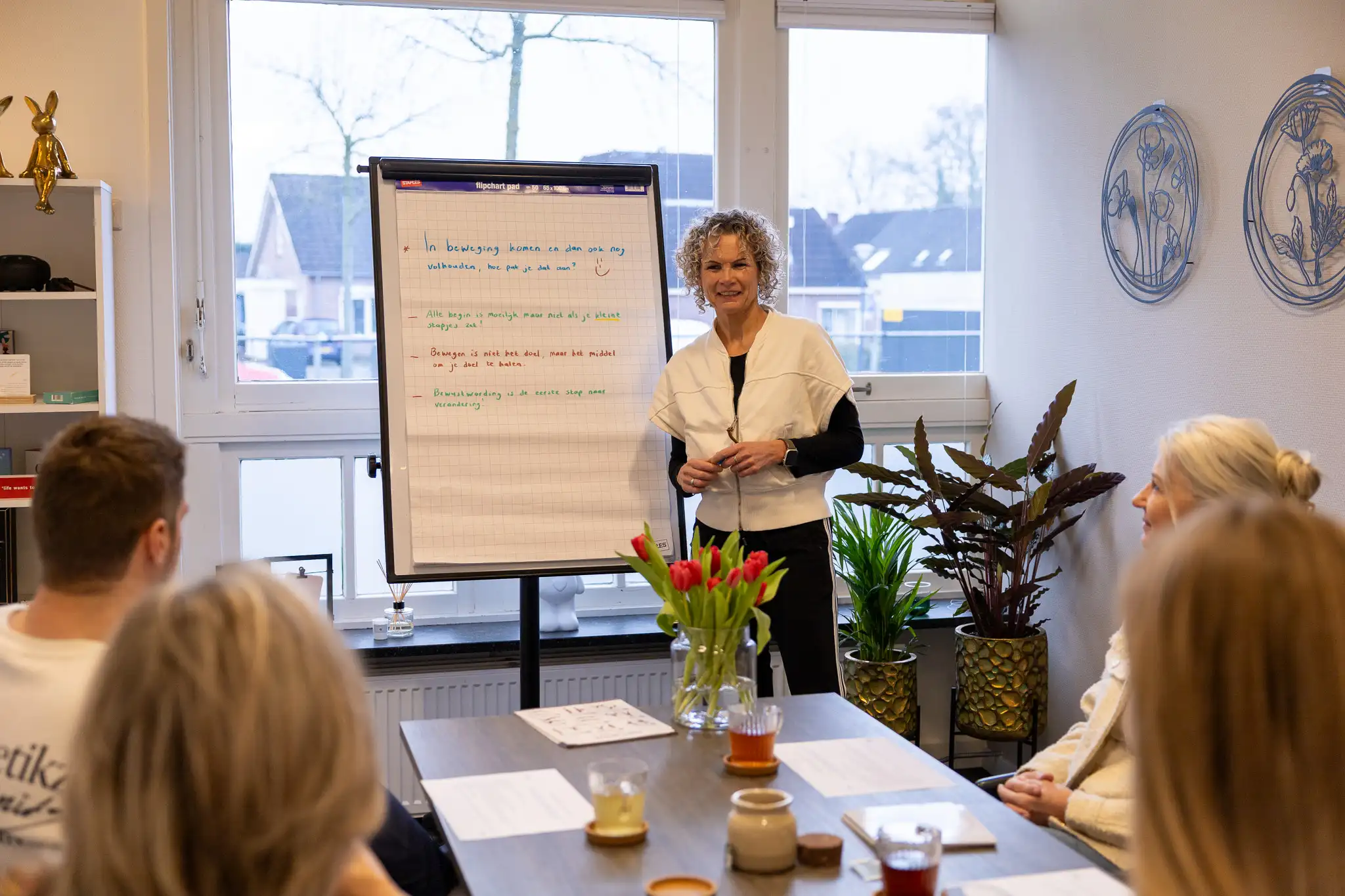 Vitaal op maat Vitaal op maat kantoor in Silvolde Achterhoek, waar Hanneke Janssen vitaliteit voor bedrijven geeft
